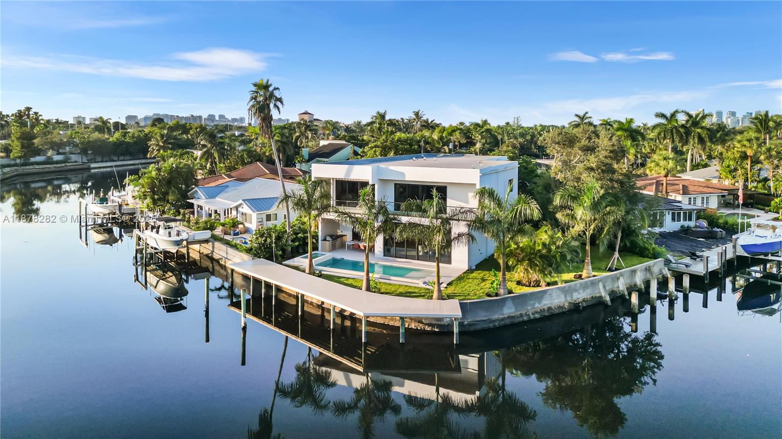 2033 NE 22nd St Wilton Manors, FL 33305 2033 NE 22nd St Wilton Manors, FL 33305