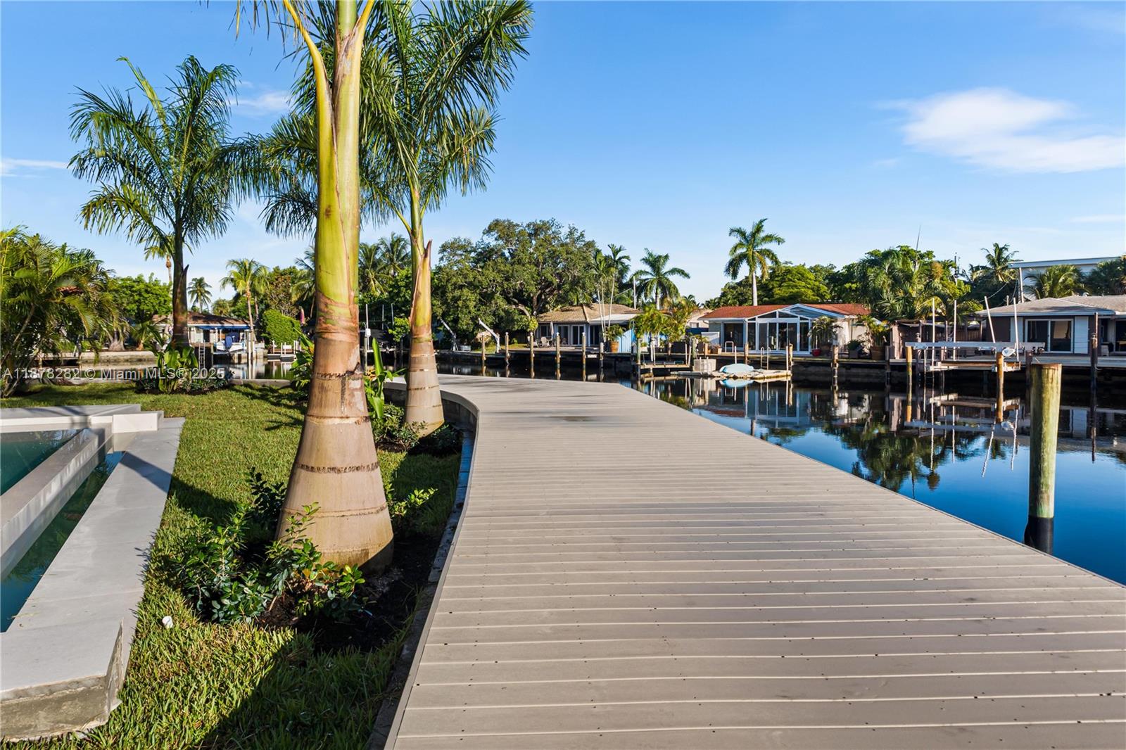 2033 NE 22nd St Wilton Manors, FL 33305 2033 NE 22nd St Wilton Manors, FL 33305