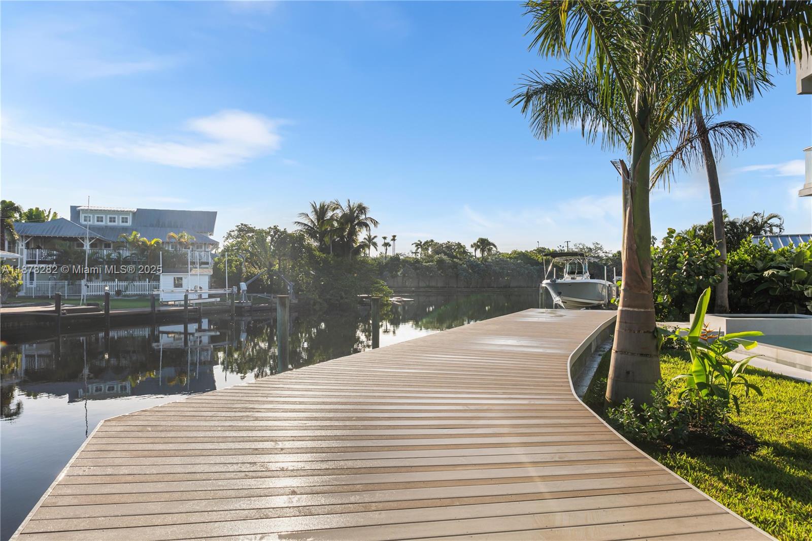 2033 NE 22nd St Wilton Manors, FL 33305 2033 NE 22nd St Wilton Manors, FL 33305