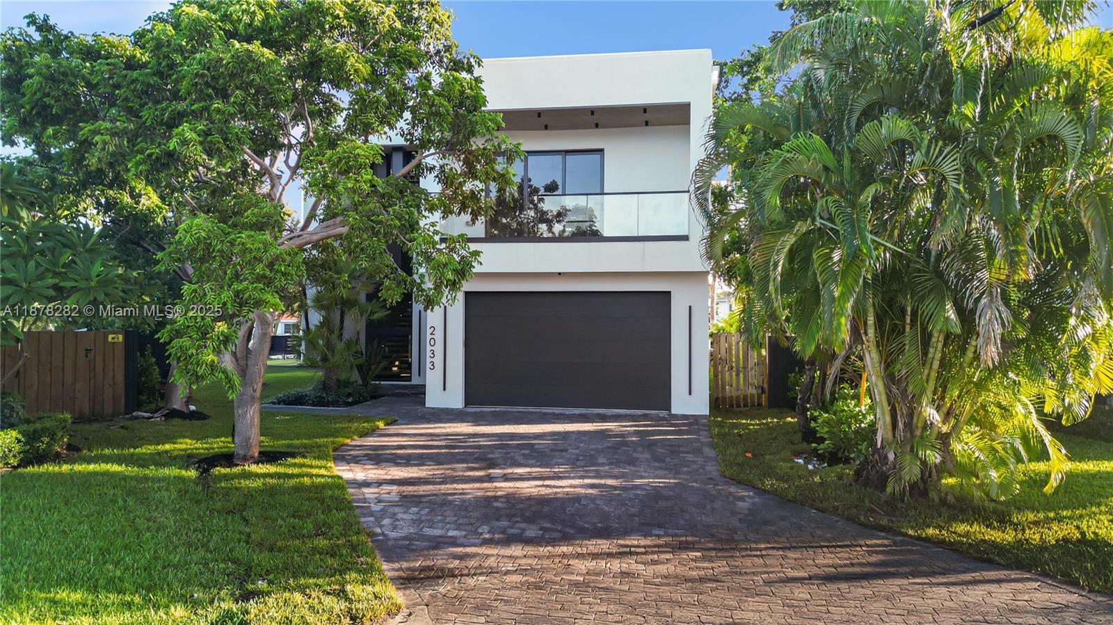 2033 NE 22nd St Wilton Manors, FL 33305 2033 NE 22nd St Wilton Manors, FL 33305