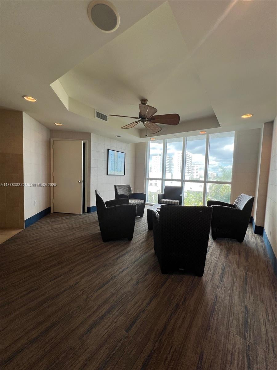 image 360 Condo B26