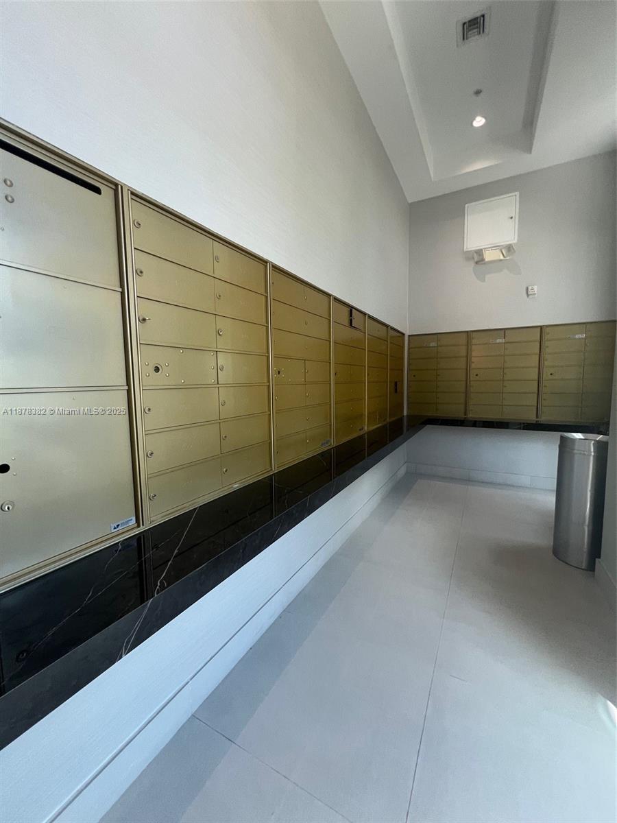 image 360 Condo B30