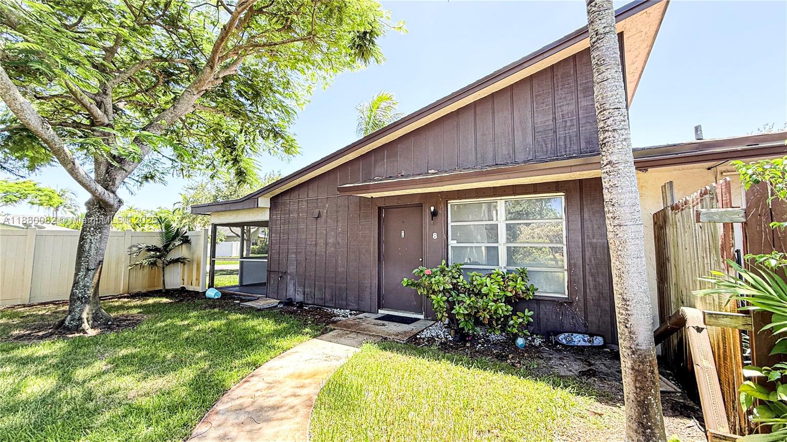 3200 NW 5th Ter #8