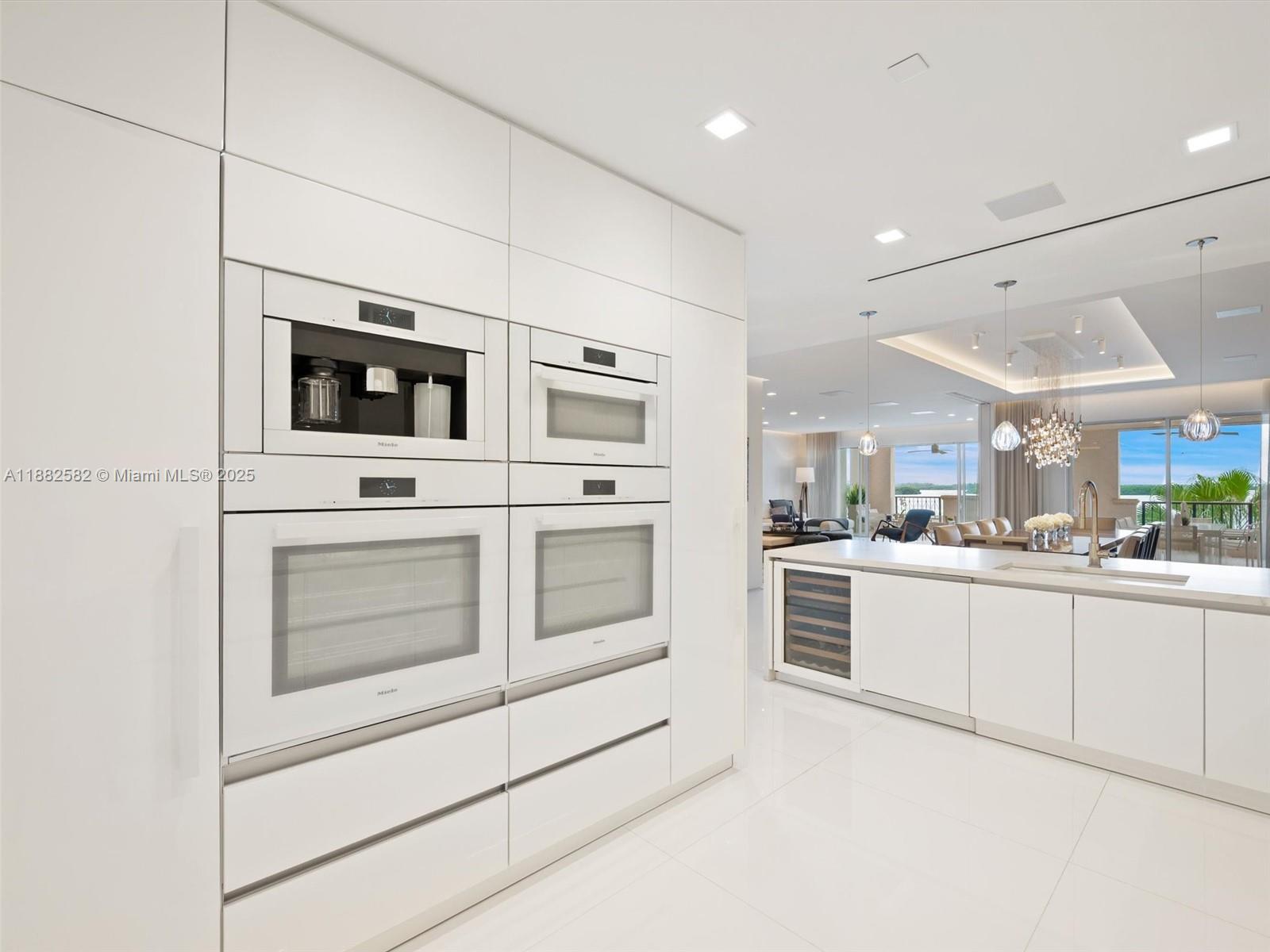 image Bayview At Fisher Island10