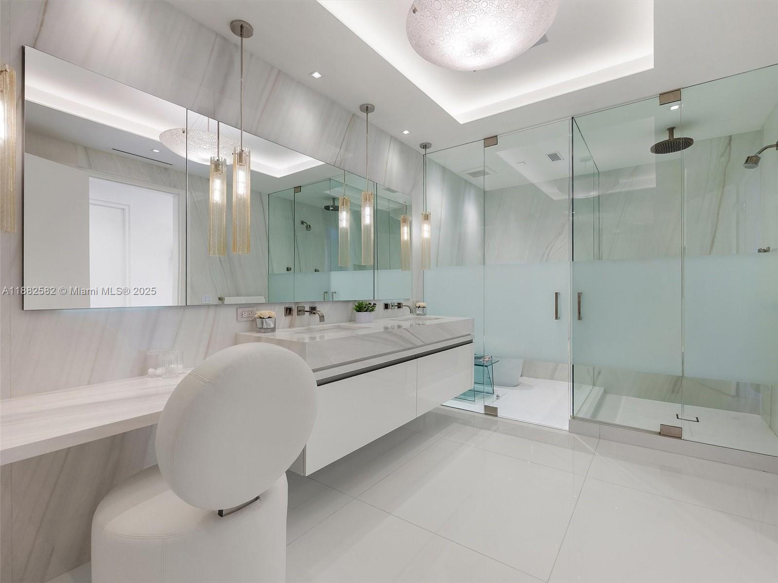 image Bayview At Fisher Island24