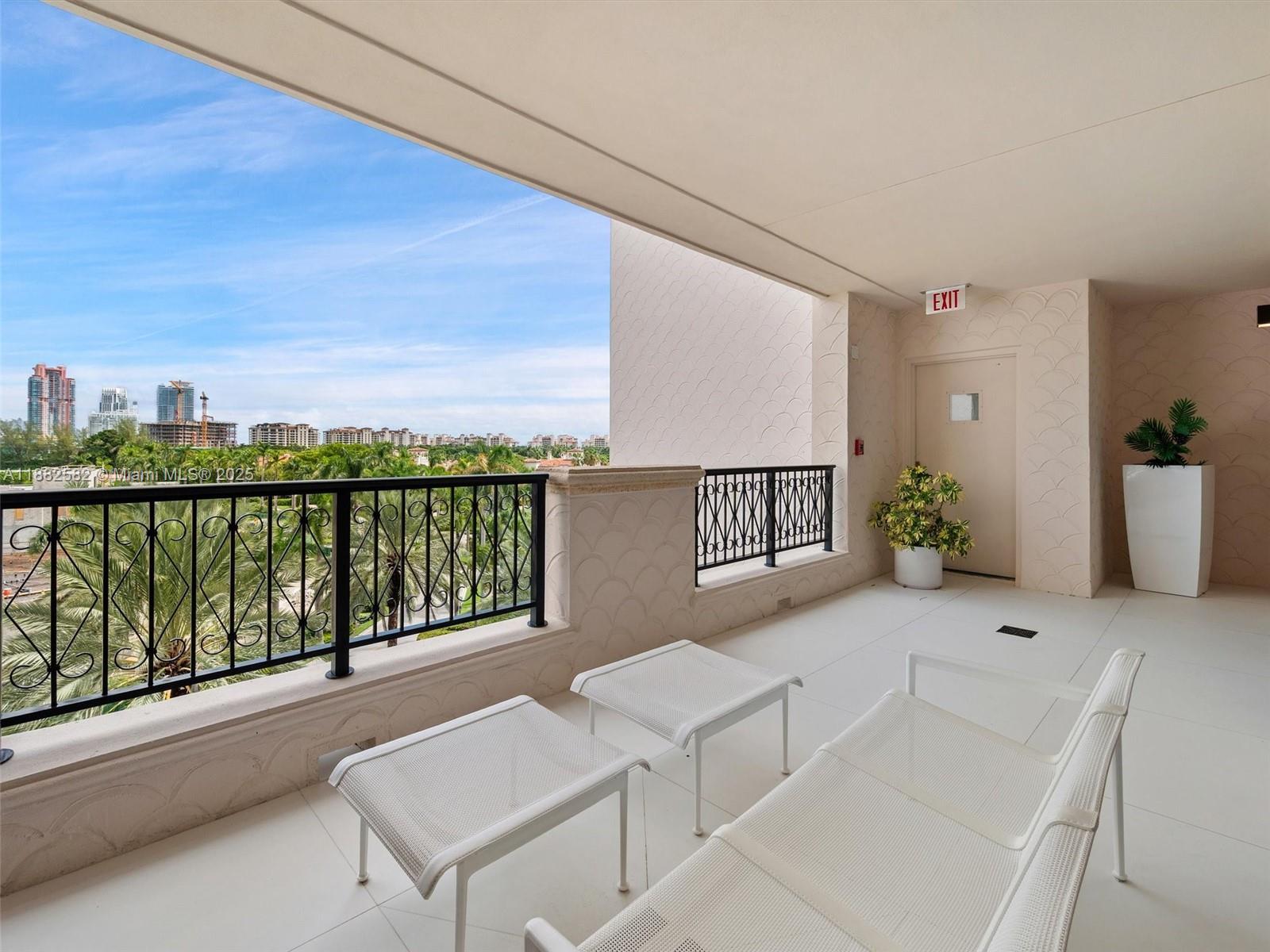 image Bayview At Fisher Island39