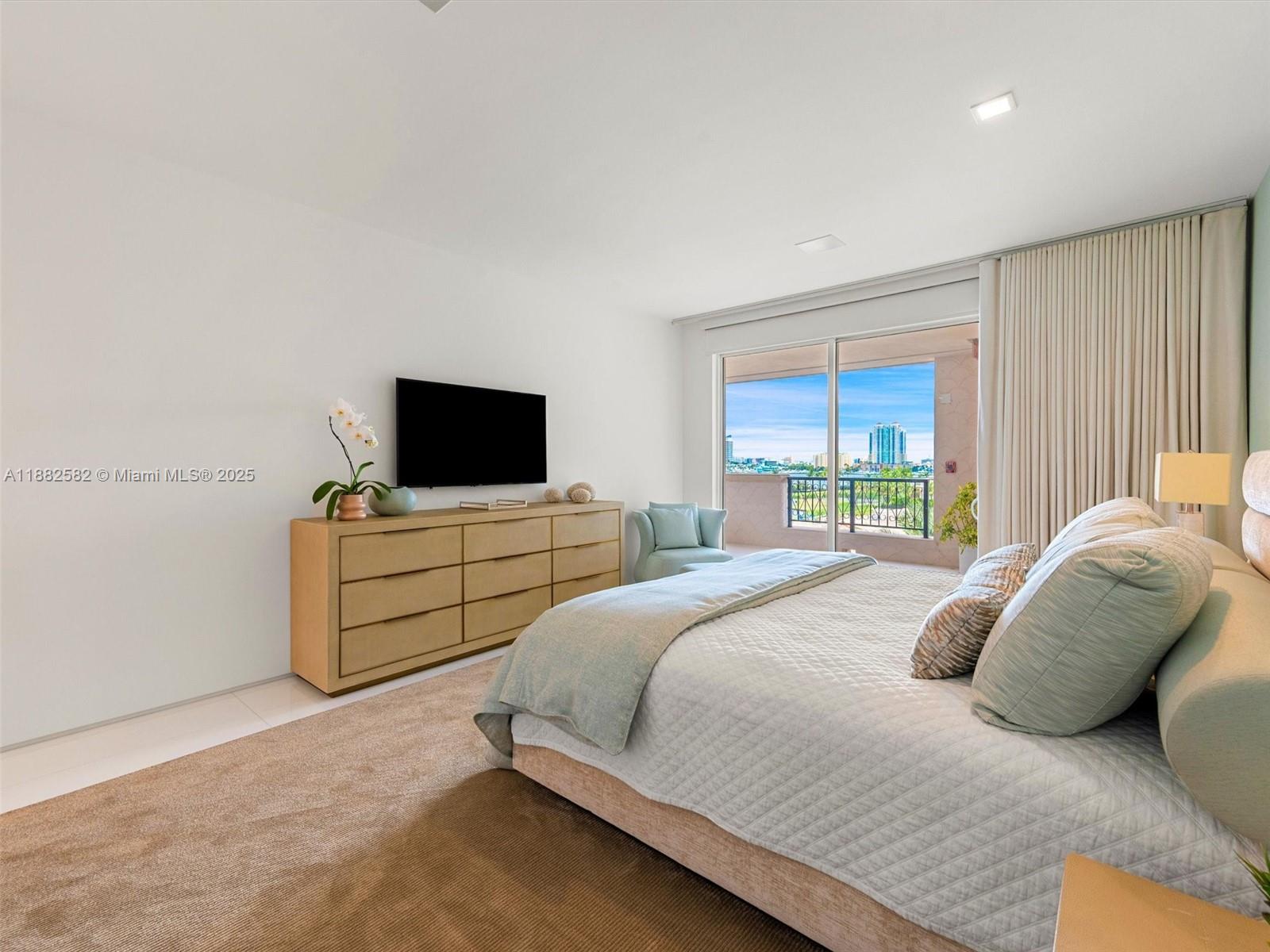 image Bayview At Fisher Island41
