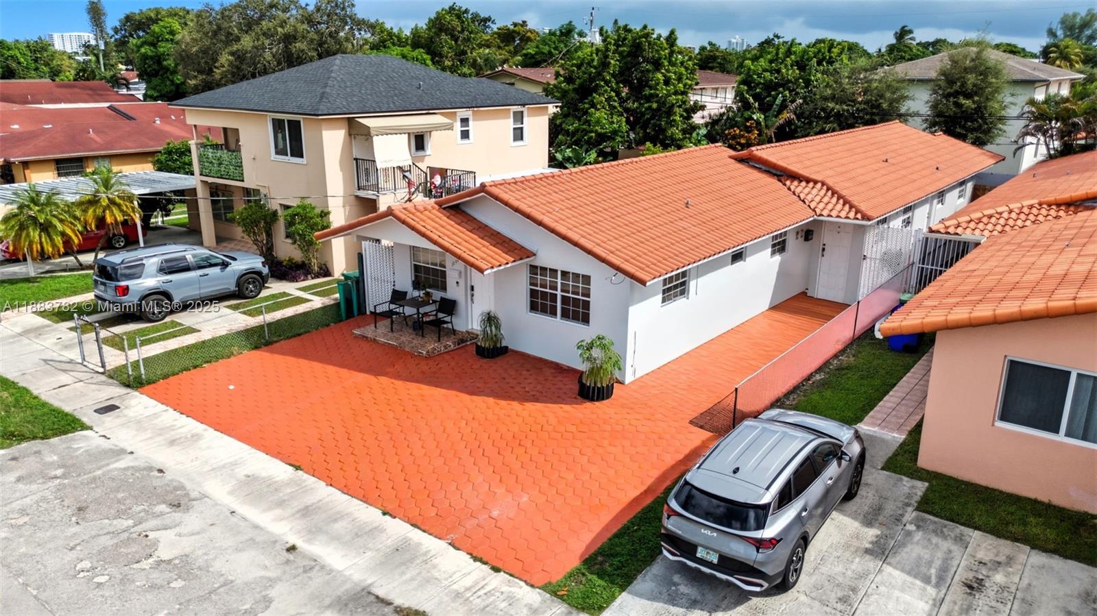 3540 SW 24th St