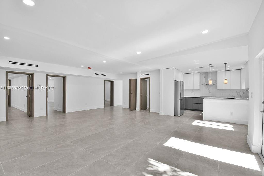 7902 SW 67th Ave South Miami, FL 33143