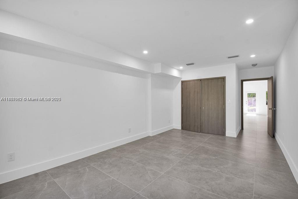 7902 SW 67th Ave South Miami, FL 33143