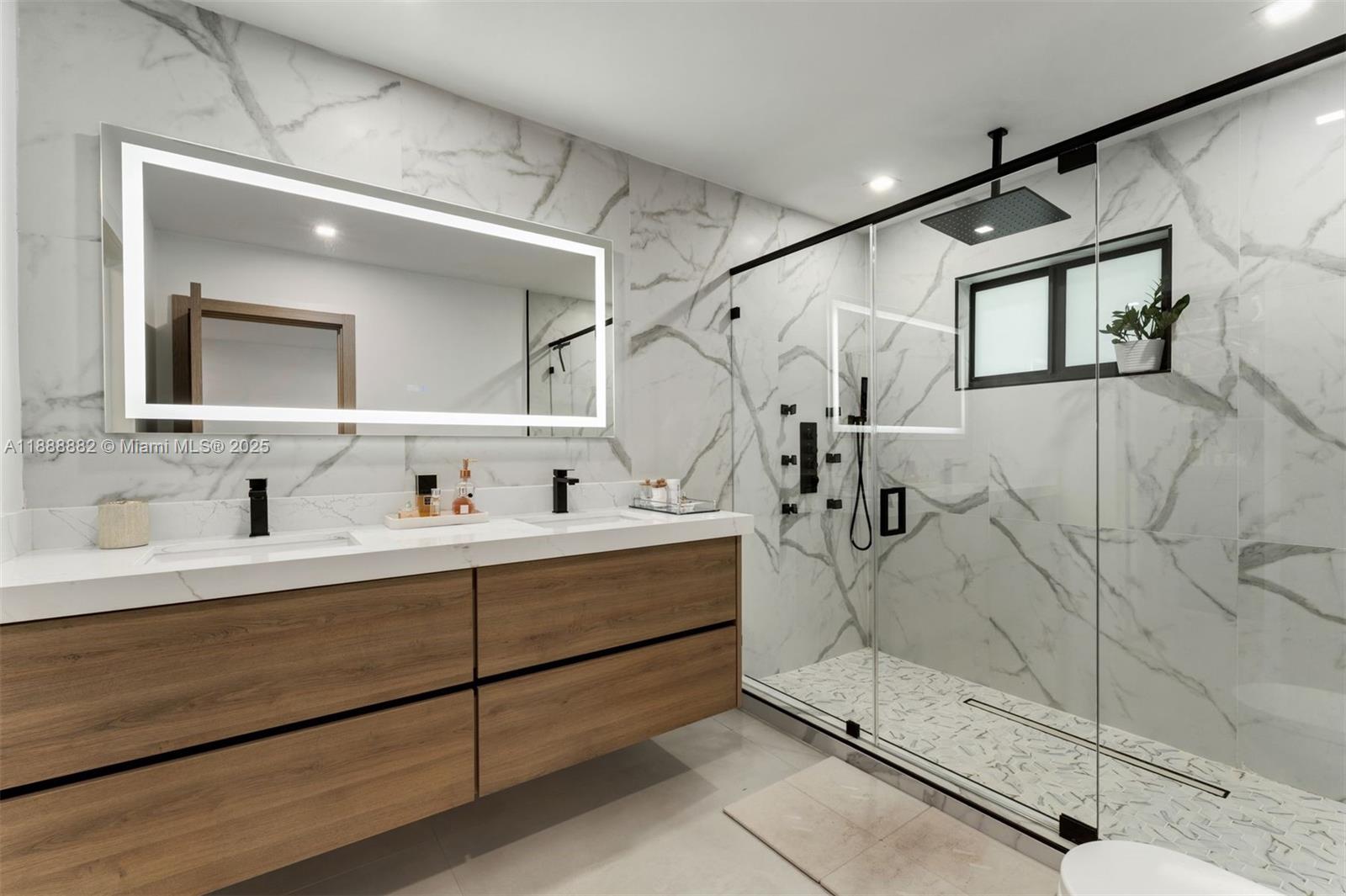 420 SW 19th Rd Miami, FL 33129