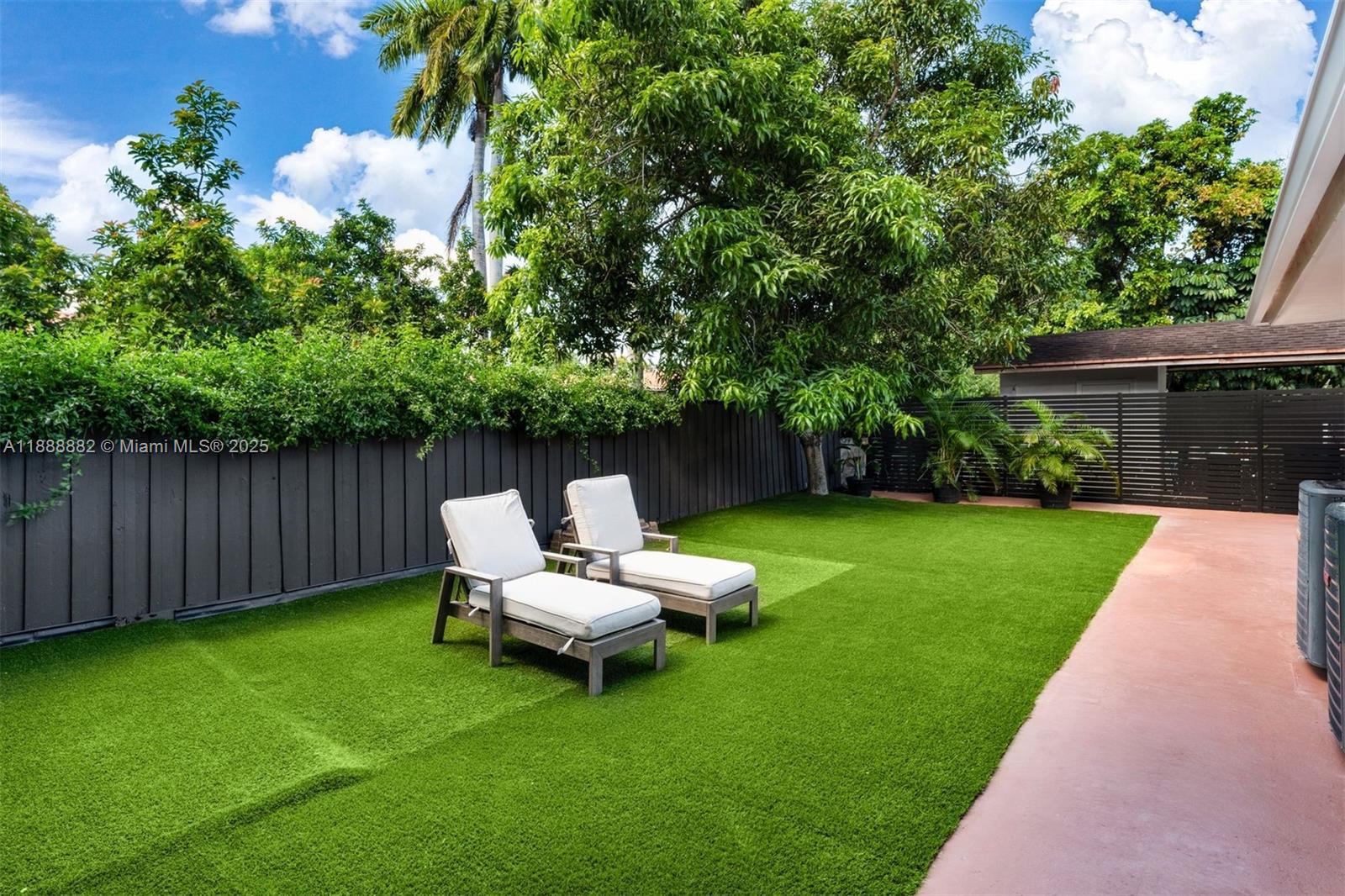 420 SW 19th Rd Miami, FL 33129