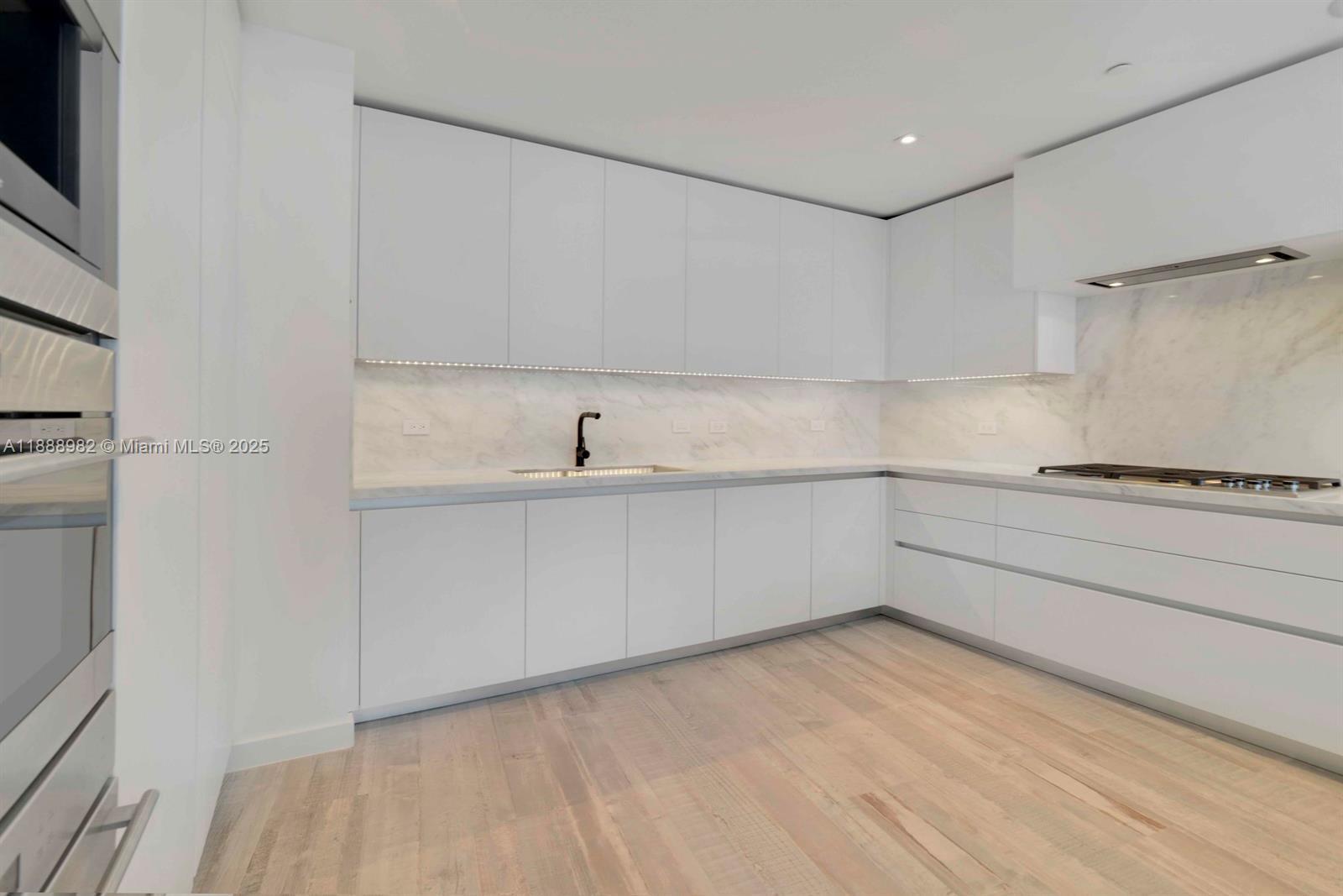 2200 N Ocean Blvd #S906 Fort Lauderdale, FL 33305