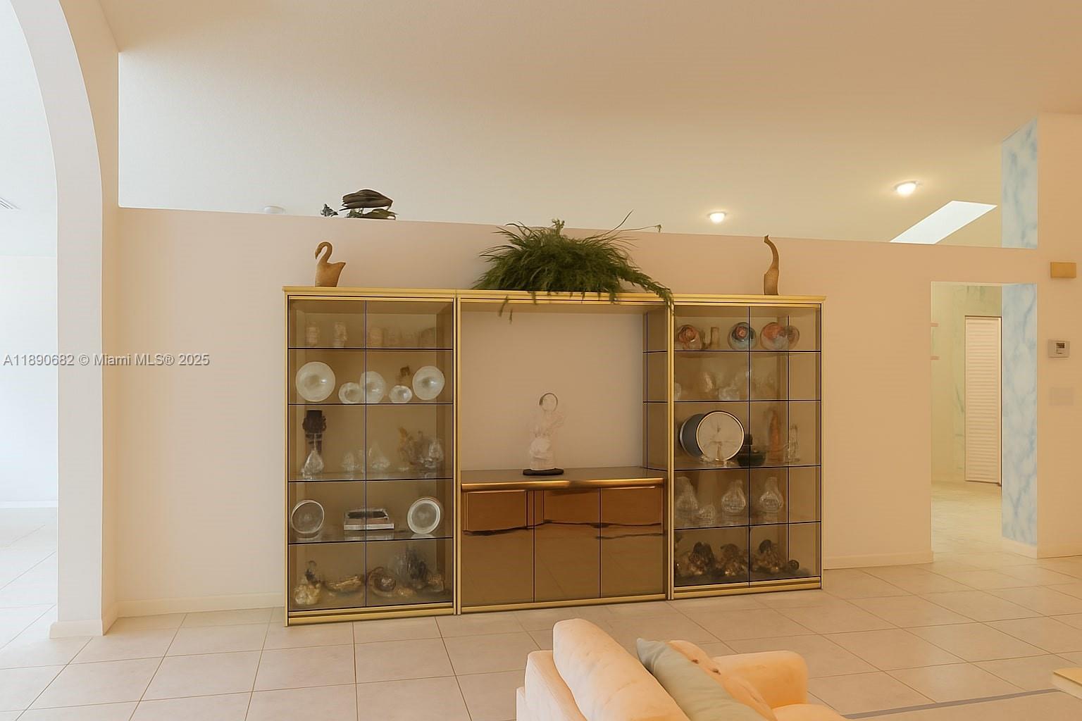 9755 Harbour Lk Cir Boynton Beach, FL 33437