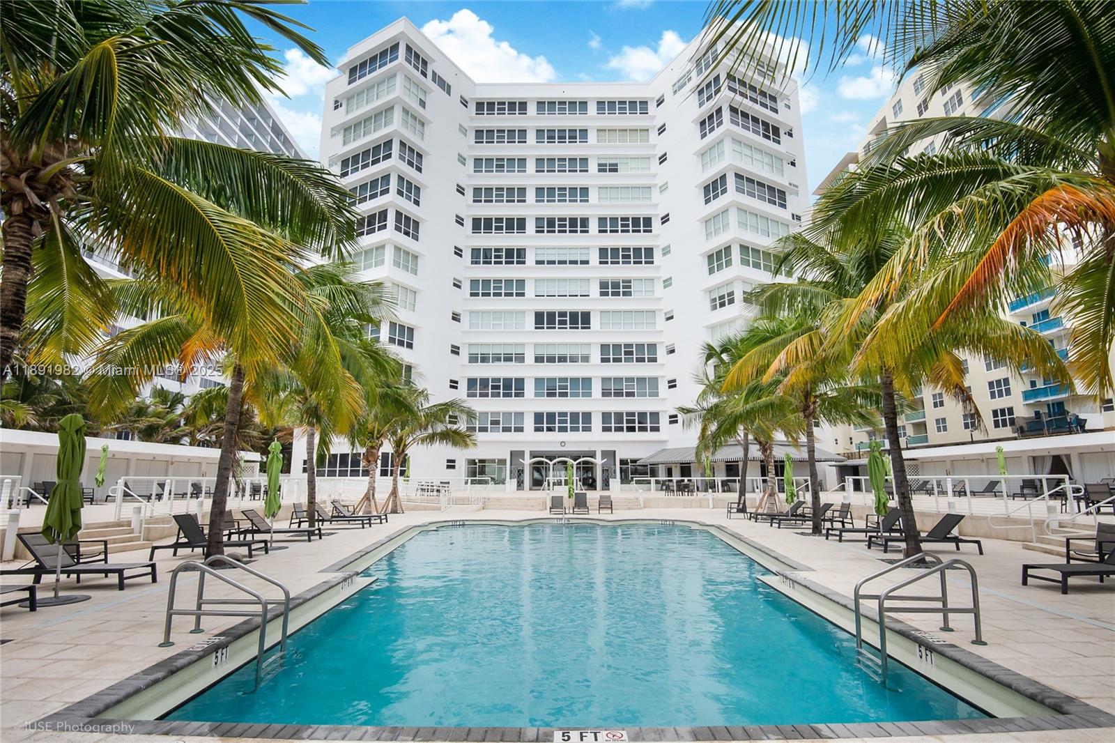 4925 Collins Ave #6G