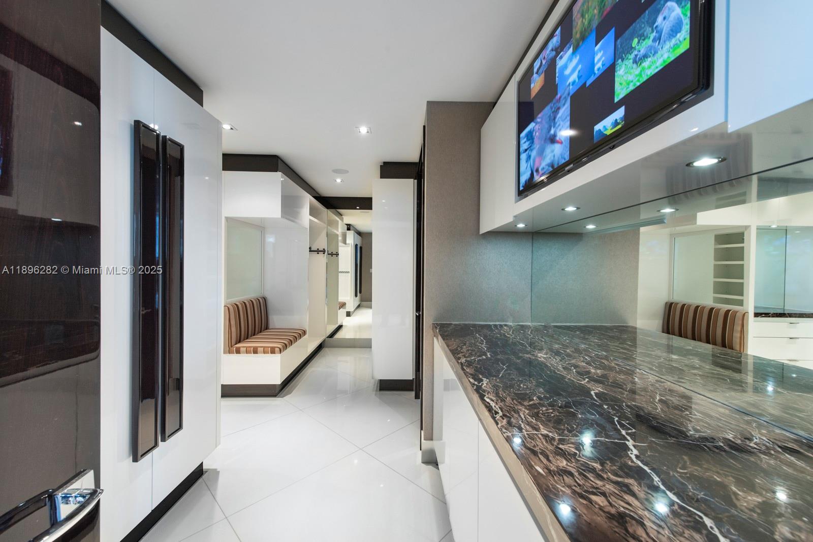 900 Brickell Key Blvd #PH3403 Miami, FL 33131 900 Brickell Key Blvd #PH3403 Miami, FL 33131