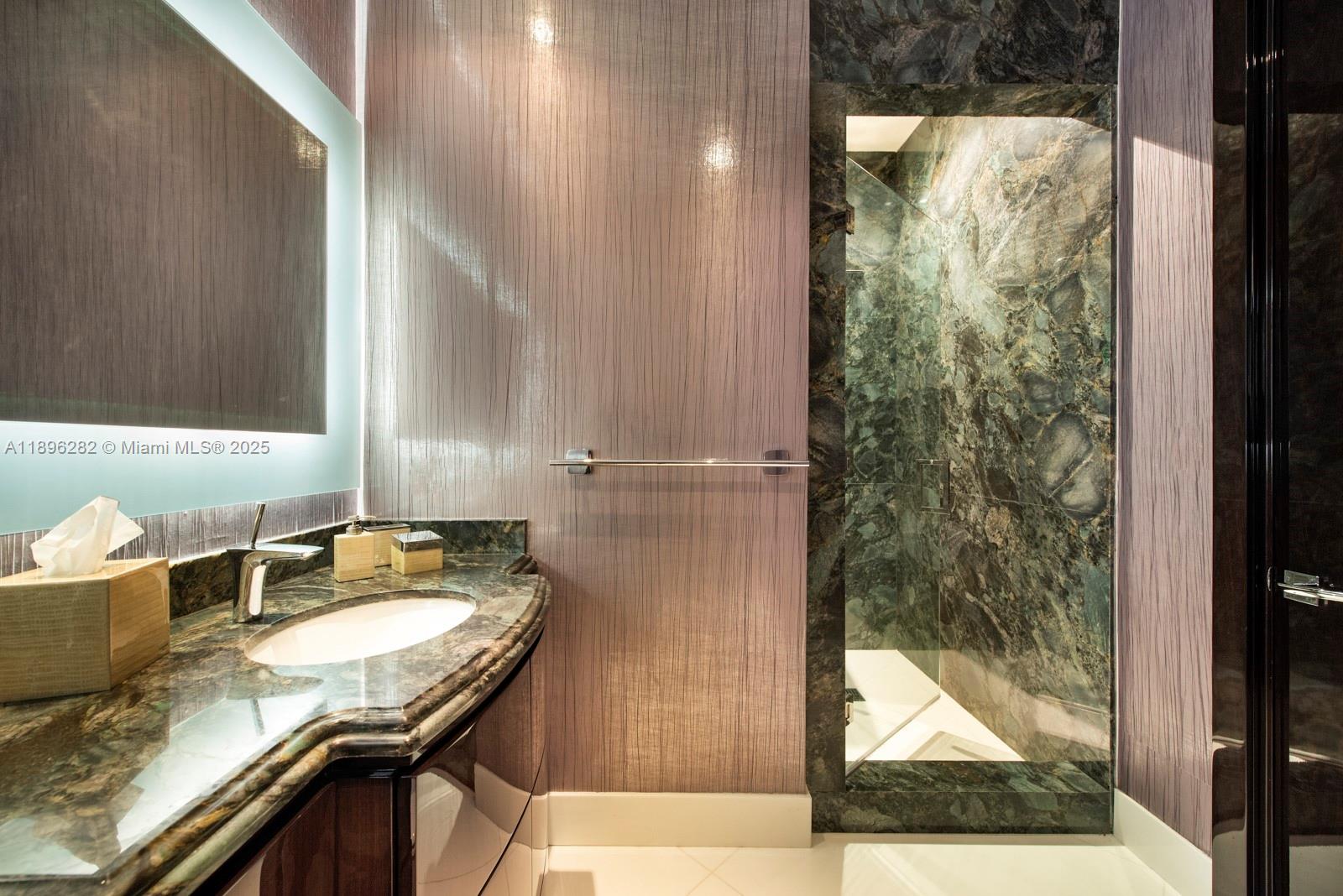 900 Brickell Key Blvd #PH3403 Miami, FL 33131 900 Brickell Key Blvd #PH3403 Miami, FL 33131