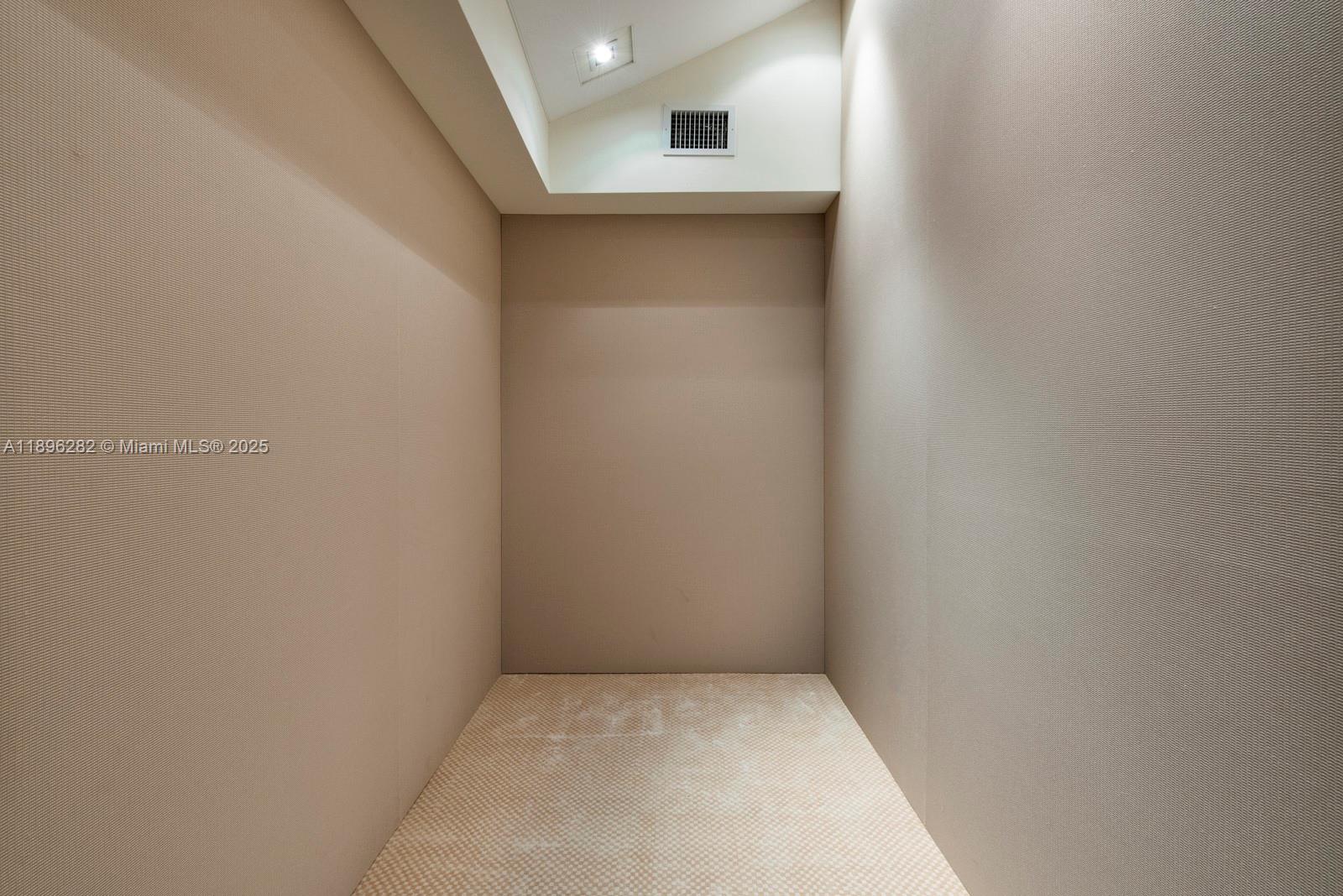 900 Brickell Key Blvd #PH3403 Miami, FL 33131 900 Brickell Key Blvd #PH3403 Miami, FL 33131