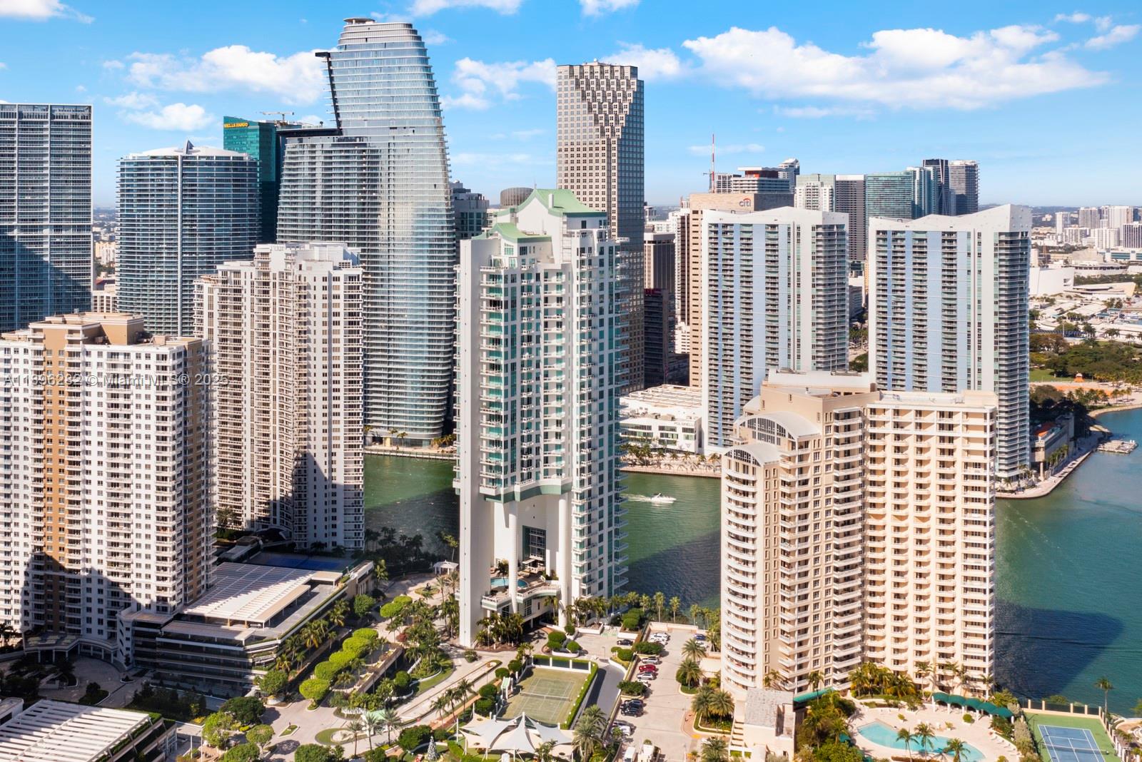 900 Brickell Key Blvd #PH3403 Miami, FL 33131 900 Brickell Key Blvd #PH3403 Miami, FL 33131