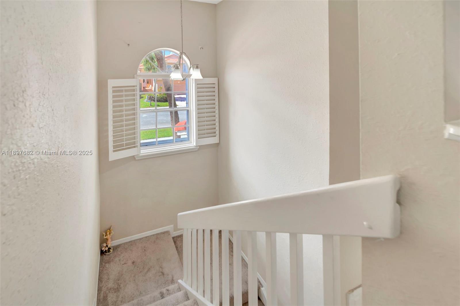 1653 SW 158th Ter Pembroke Pines, FL 33027