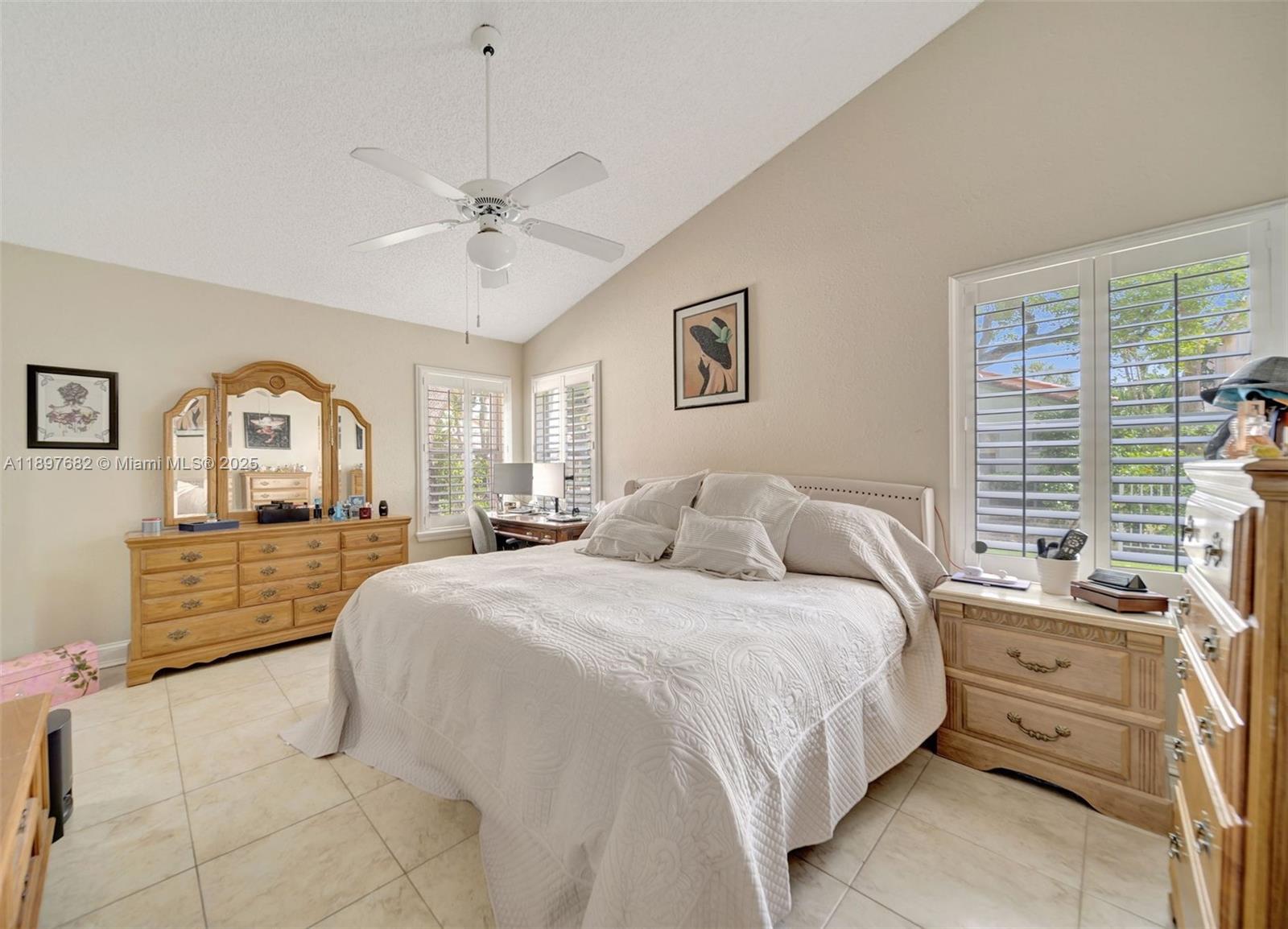 1653 SW 158th Ter Pembroke Pines, FL 33027