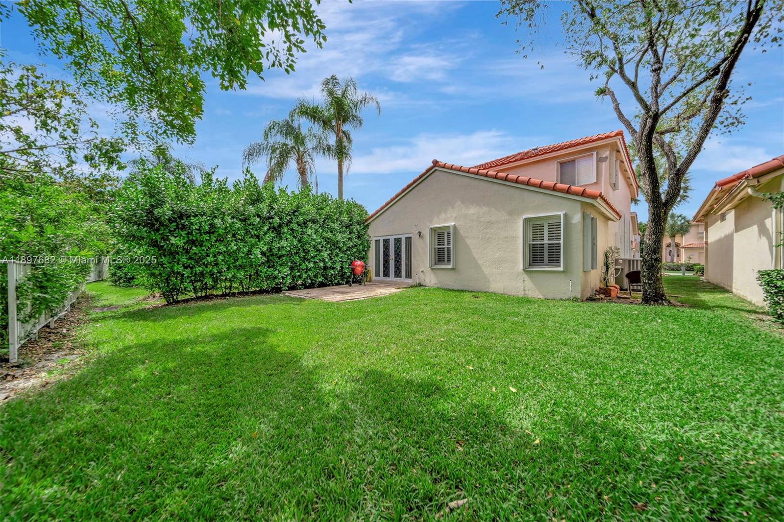 1653 SW 158th Ter Pembroke Pines, FL 33027