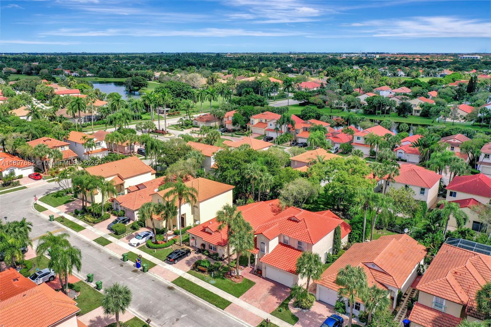 1653 SW 158th Ter Pembroke Pines, FL 33027