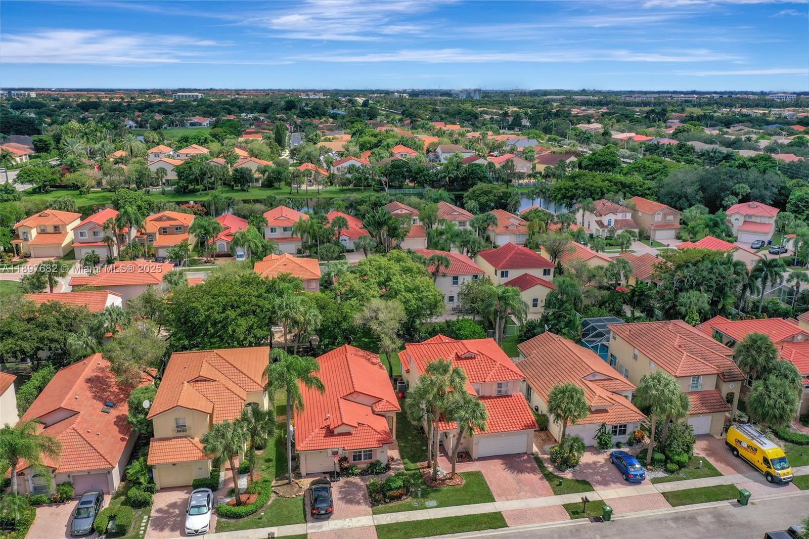 1653 SW 158th Ter Pembroke Pines, FL 33027