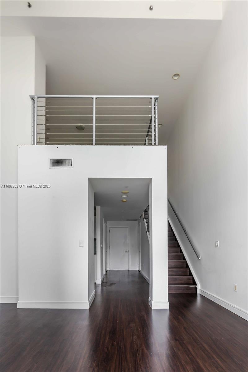 image 1060 Brickell17