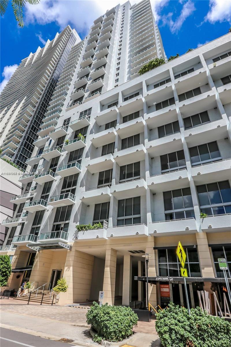 image 1060 Brickell26