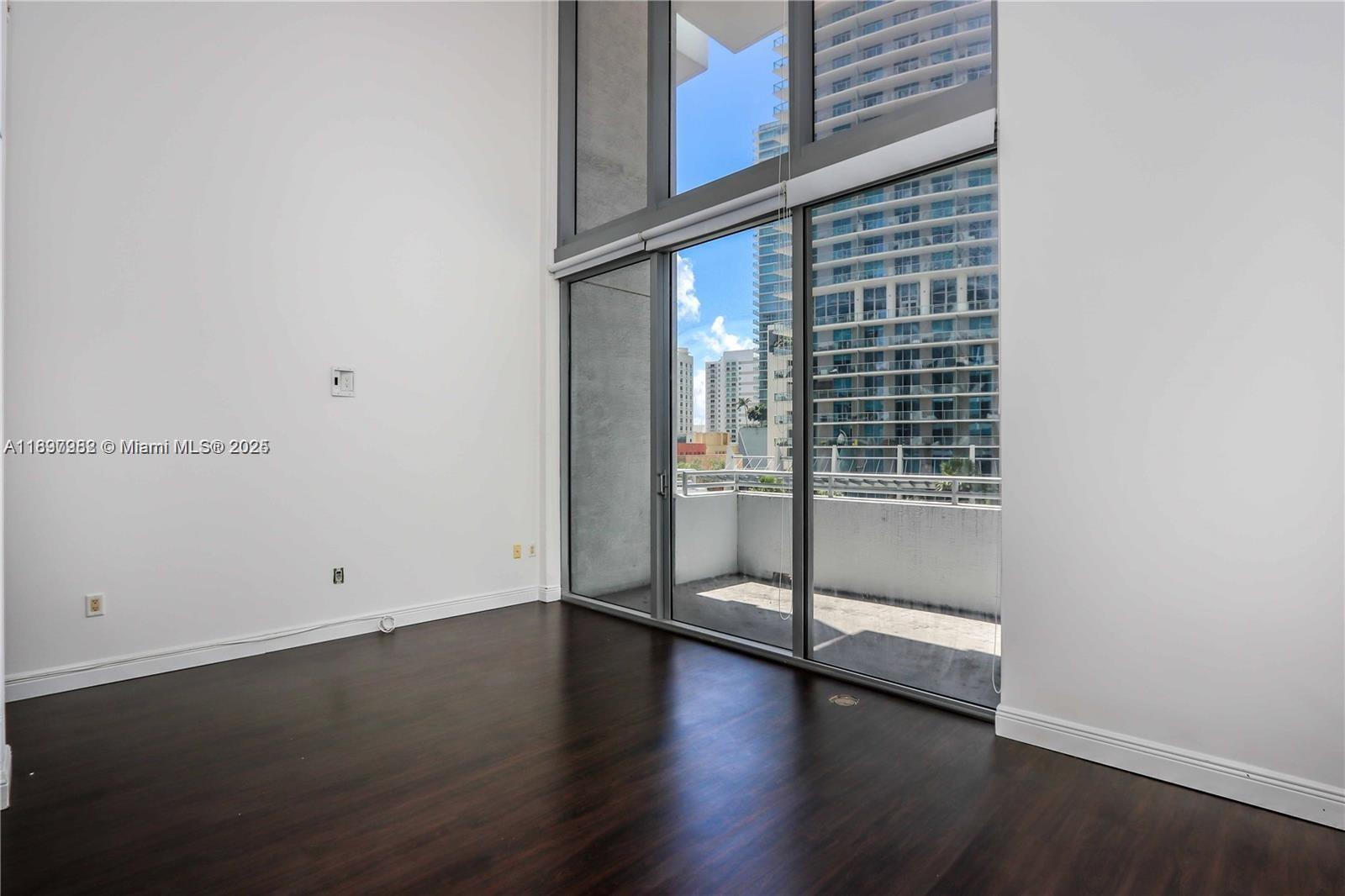 image 1060 Brickell3