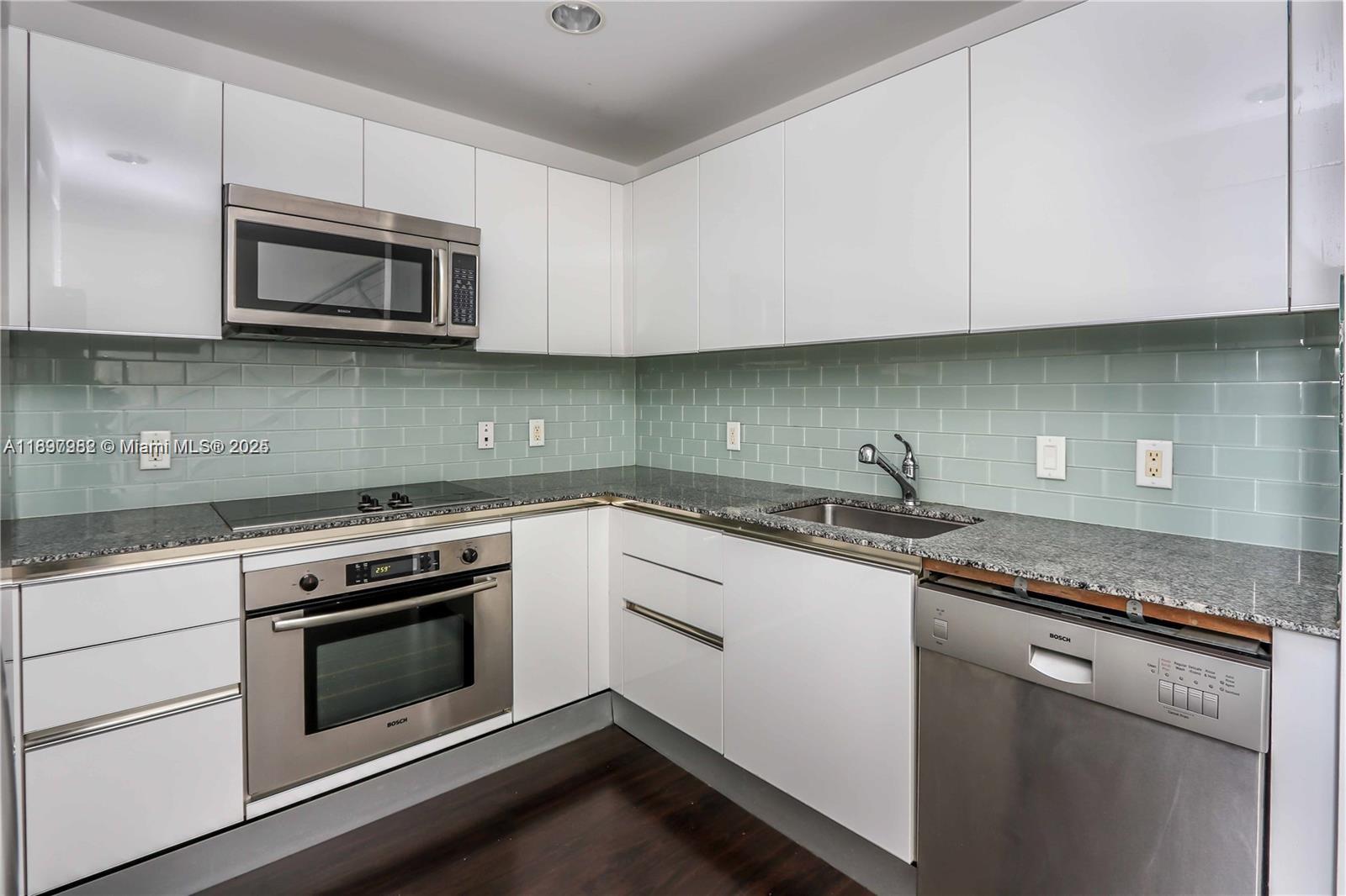 image 1060 Brickell6
