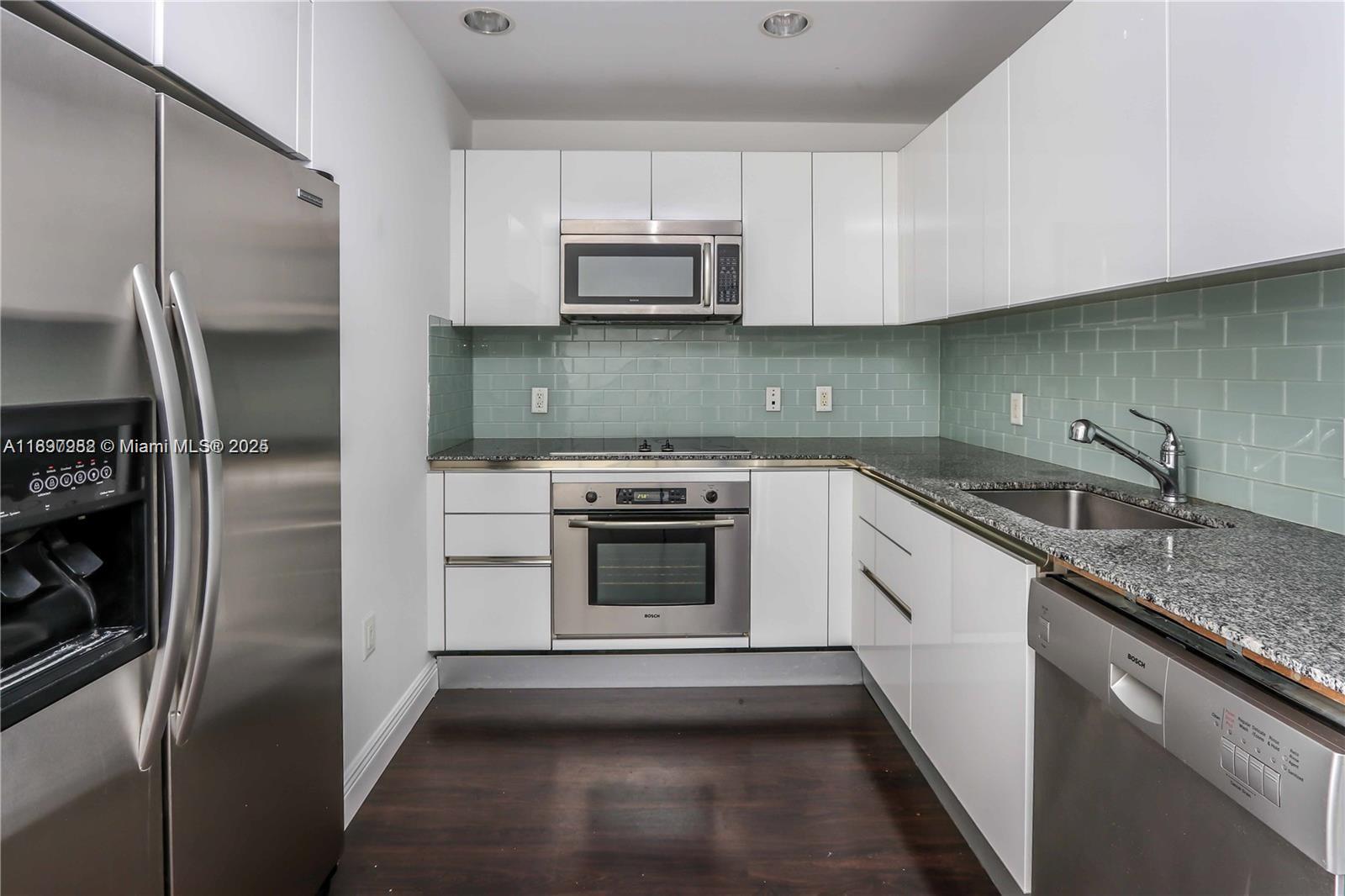 image 1060 Brickell7