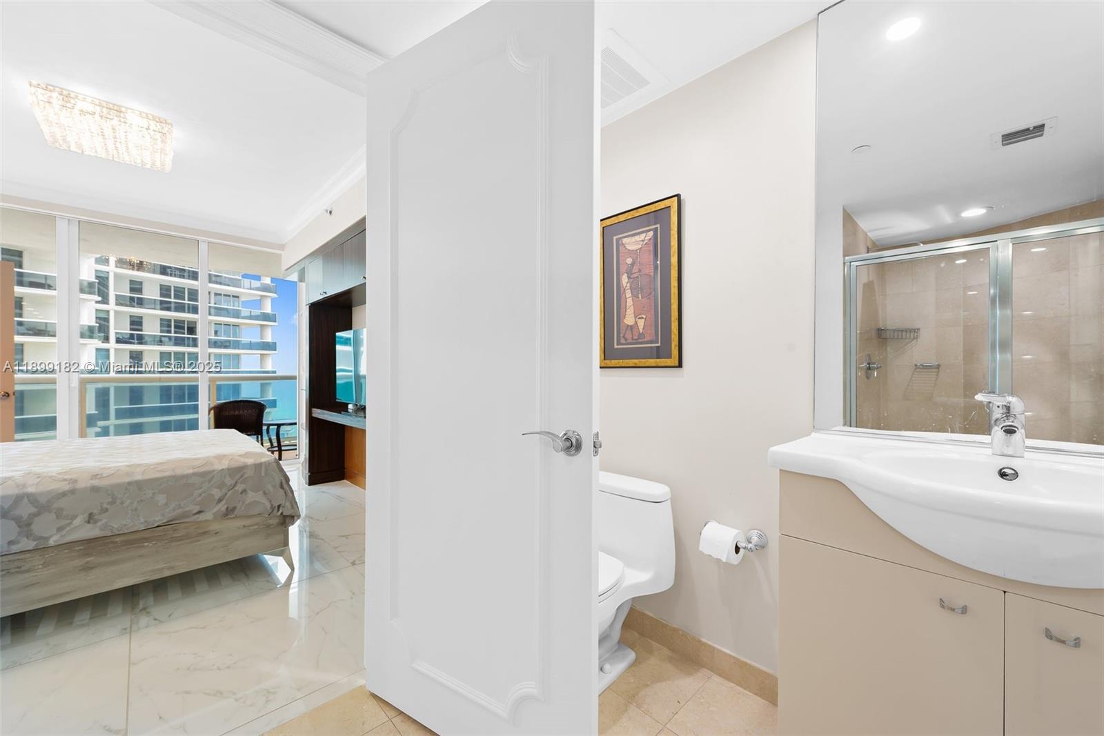 image Beach Club 223