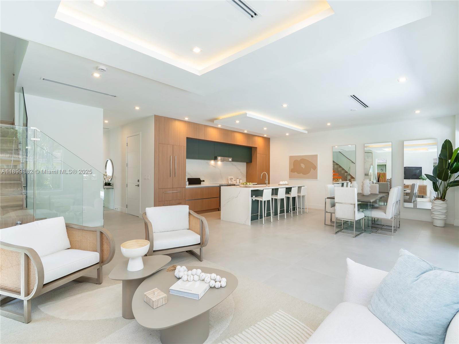 734 NE 14th Ave Fort Lauderdale, FL 33304