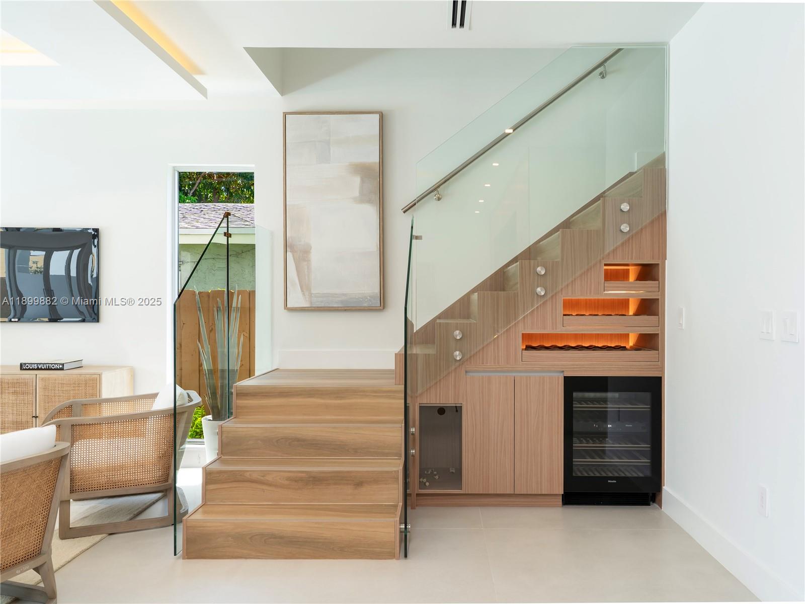 734 NE 14th Ave Fort Lauderdale, FL 33304