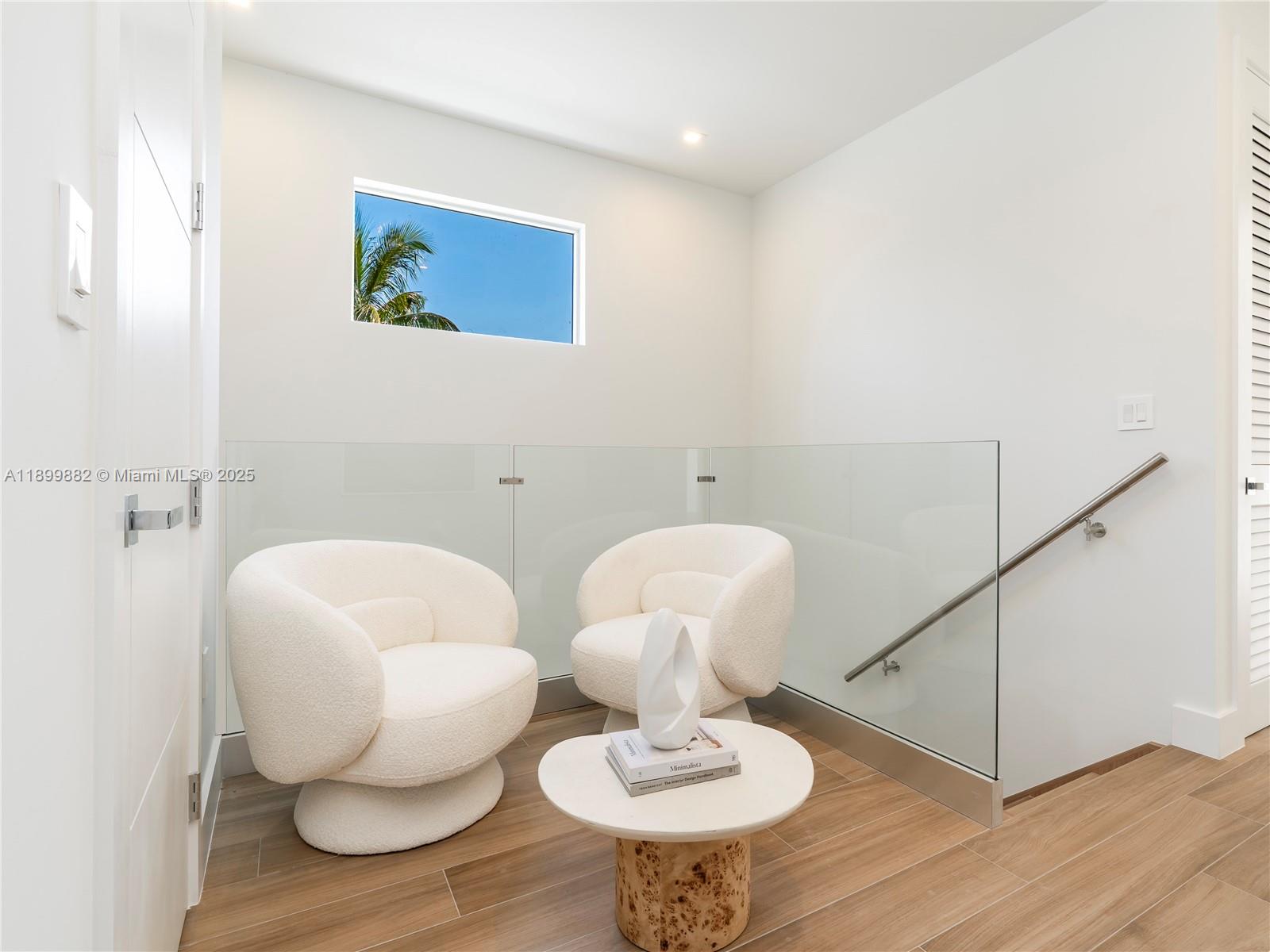 734 NE 14th Ave Fort Lauderdale, FL 33304