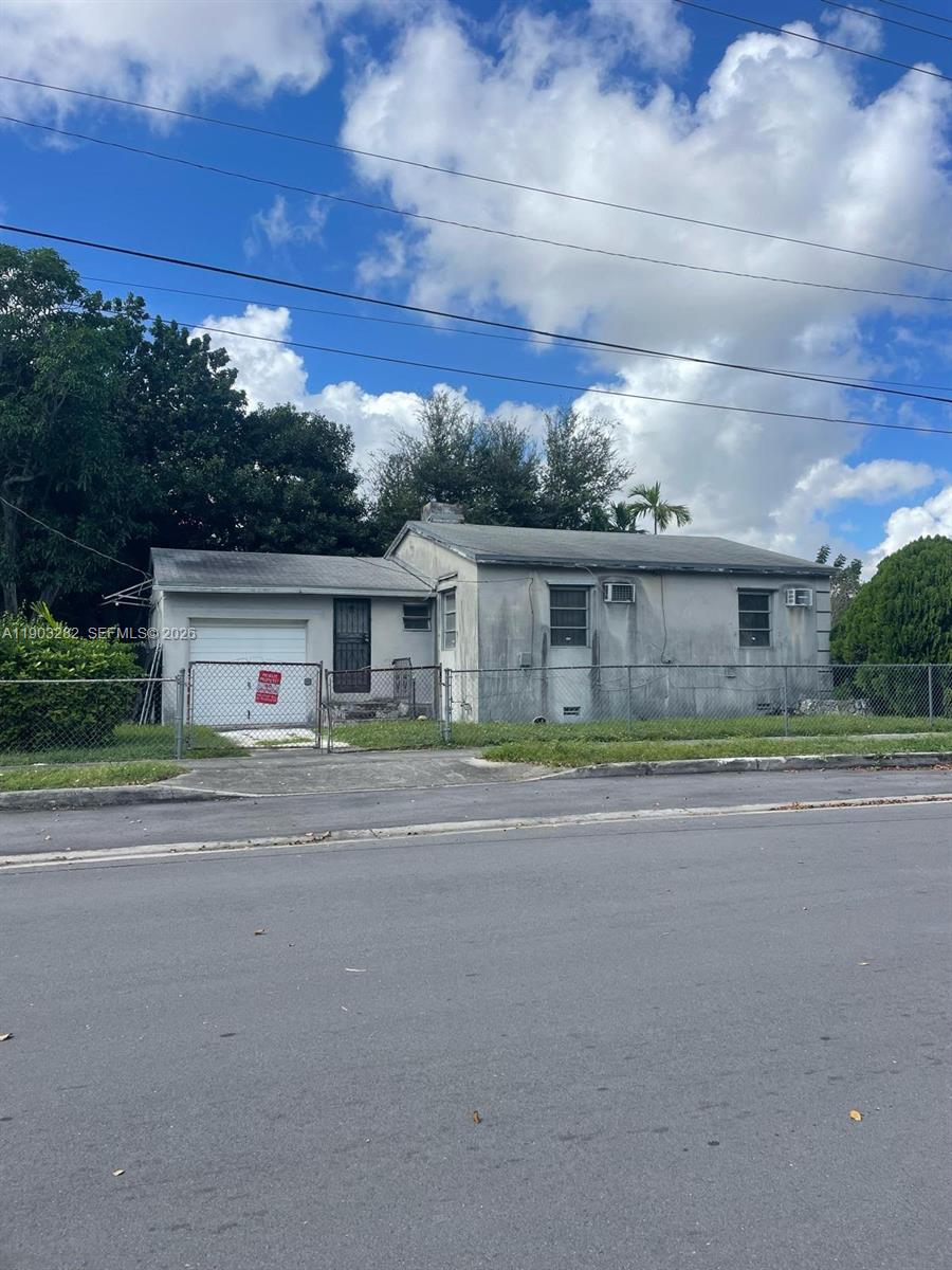 500 NW 46th St Miami, FL 33127