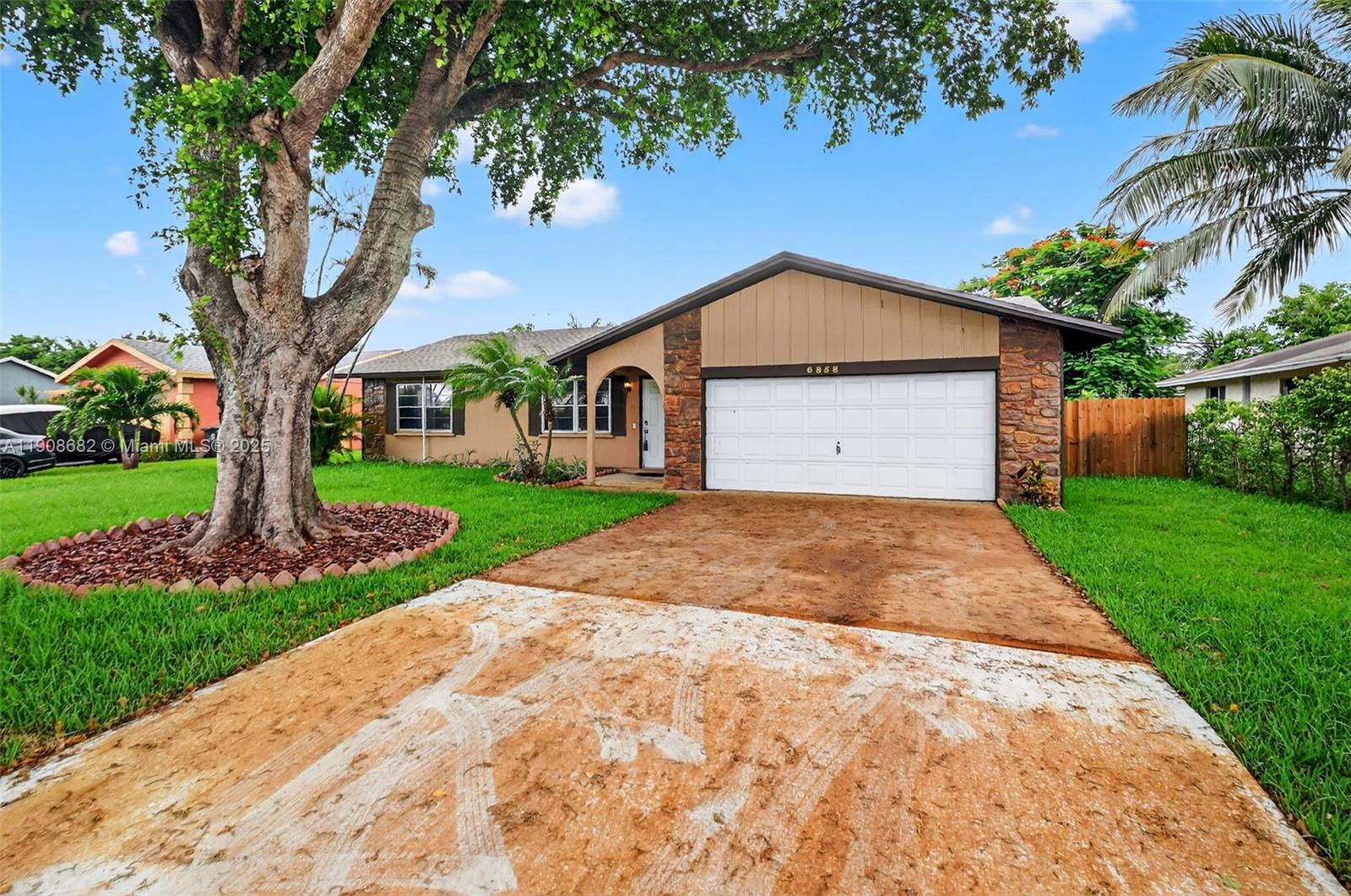 6858 S Congress Ave Lake Worth, FL 33462