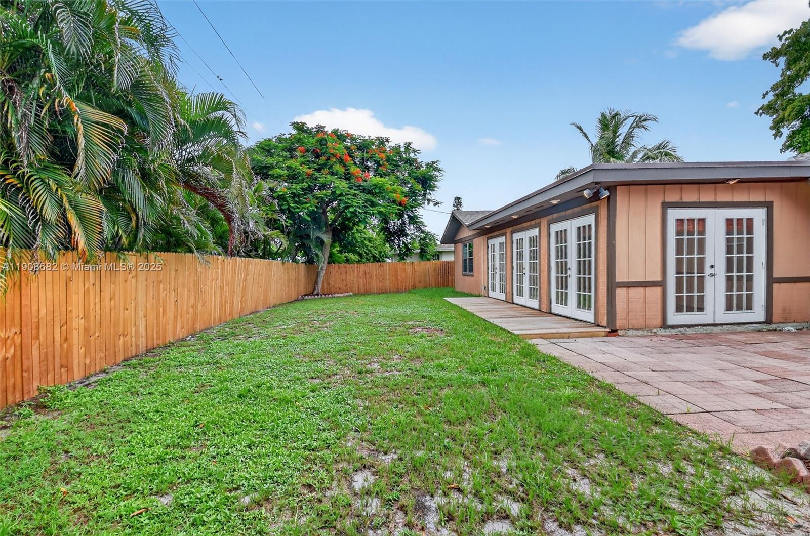 6858 S Congress Ave Lake Worth, FL 33462