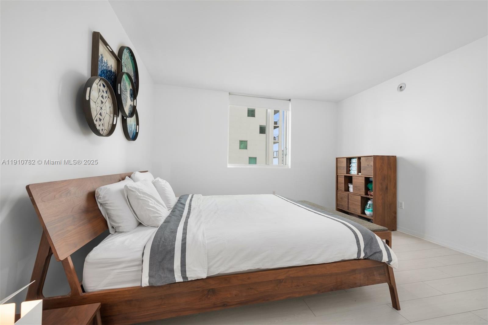 image 500 Brickell West Condo15