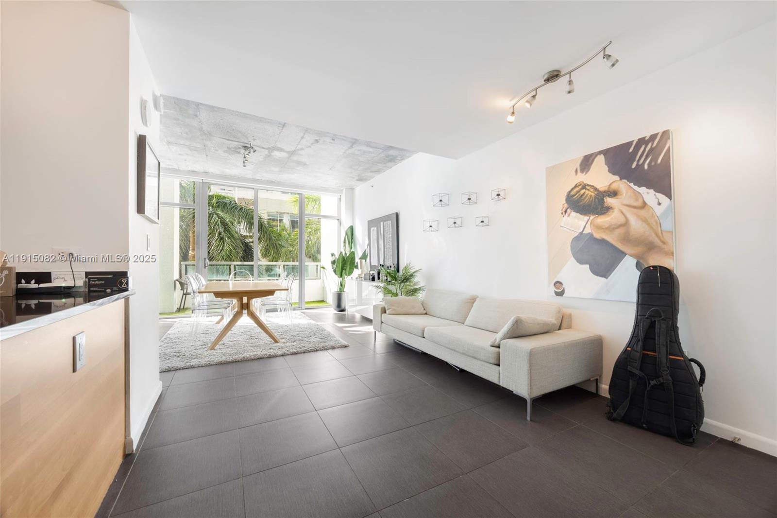 3301 NE 1st Ave #M0301