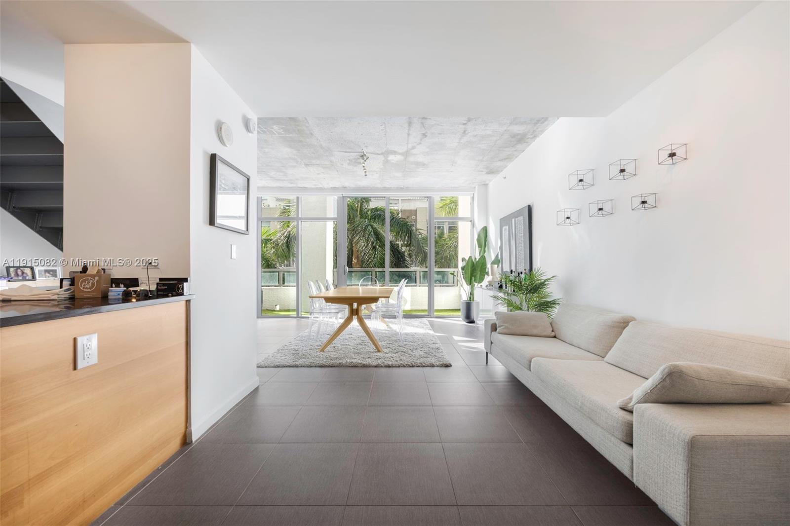 image Four Midtown Miami Condo1