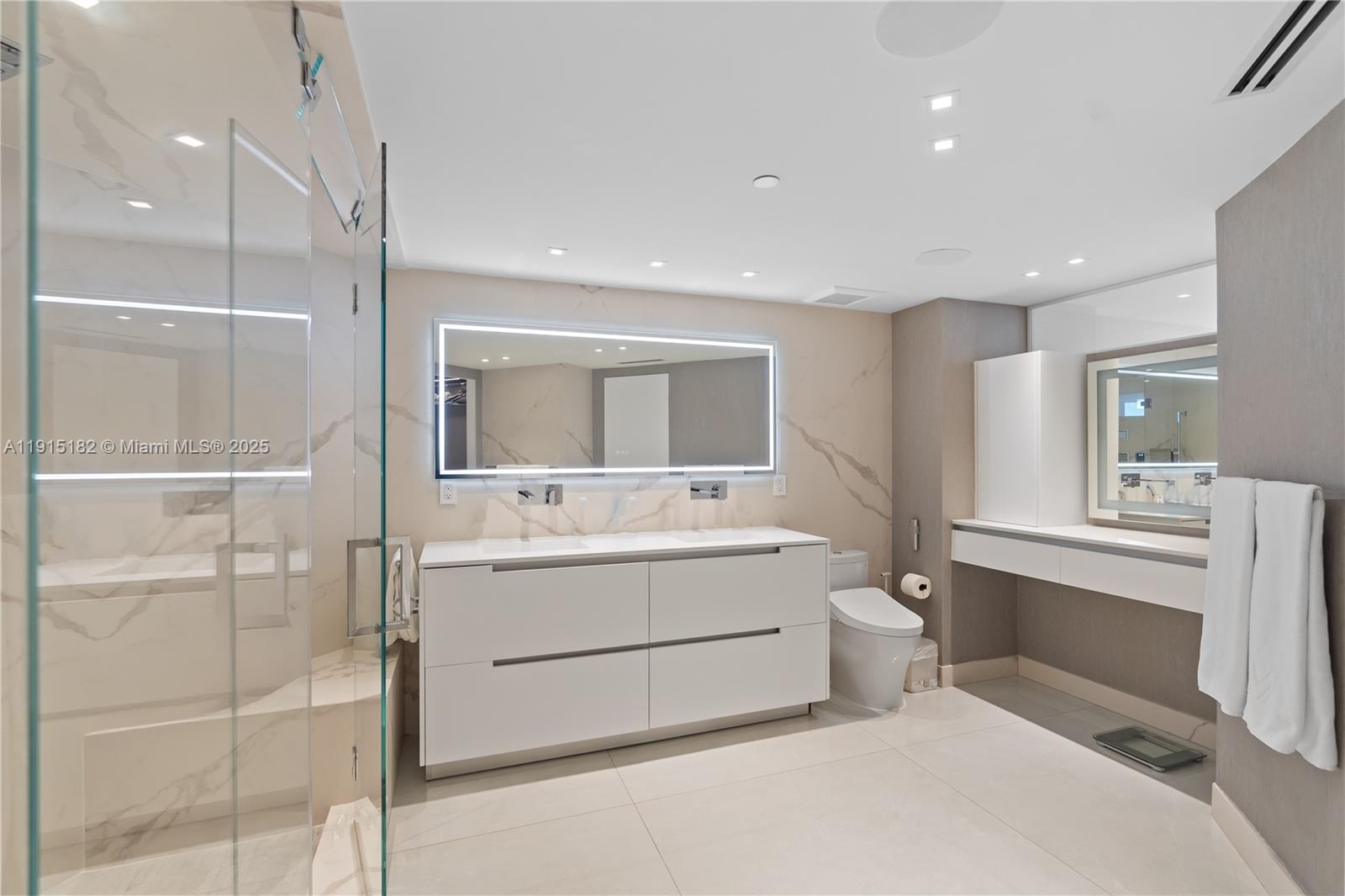 4779 Collins Ave #802/803 Miami Beach, FL 33140