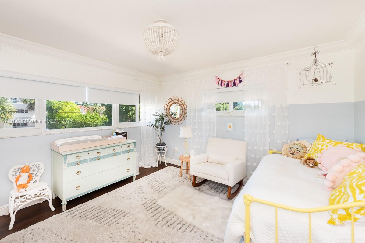 9400 E Broadview Dr Bay Harbor Islands, FL 33154