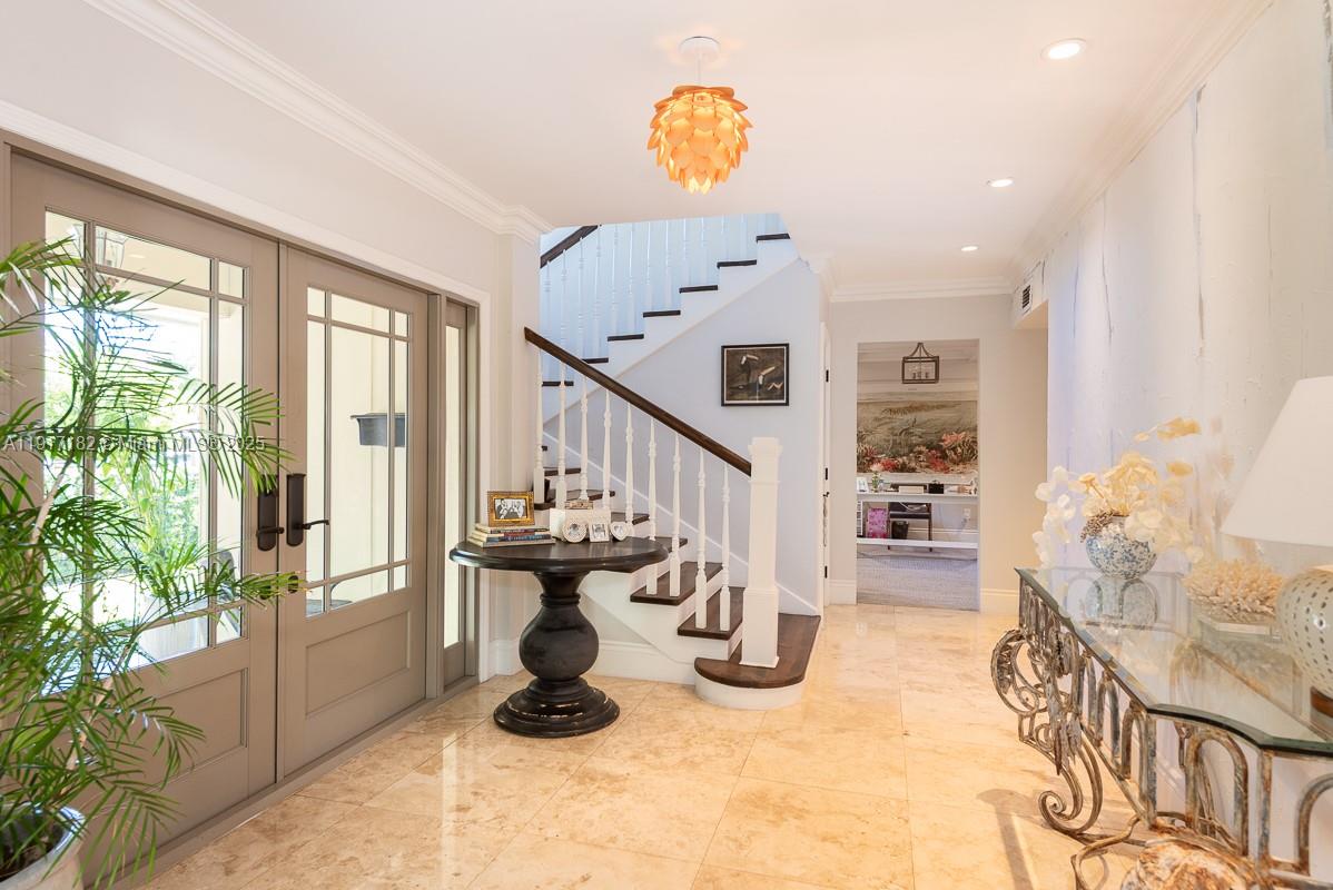 9400 E Broadview Dr Bay Harbor Islands, FL 33154