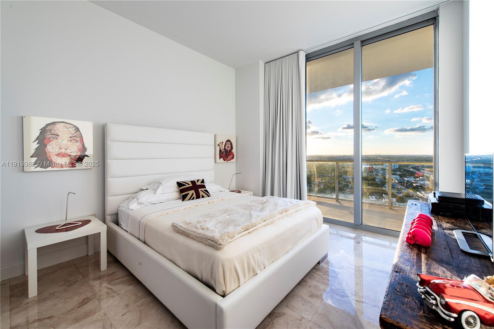 3470 E Coast Ave #H2504 Miami, FL 33137