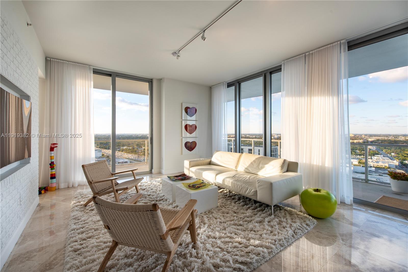 3470 E Coast Ave #H2504 Miami, FL 33137
