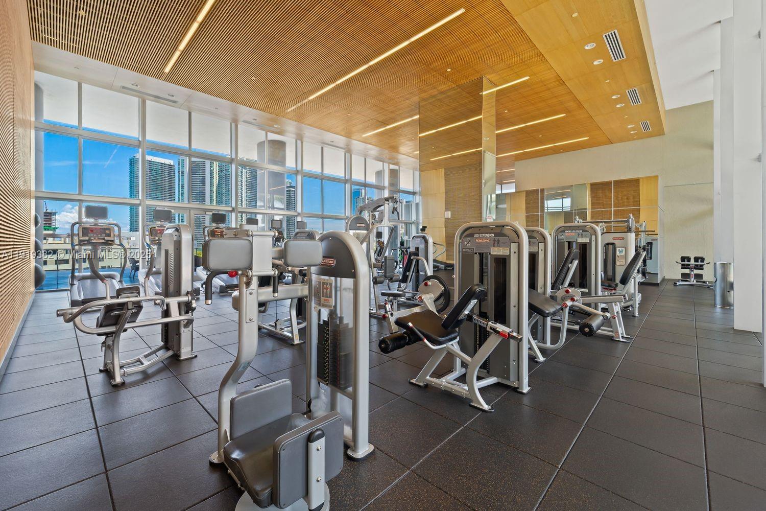 3470 E Coast Ave #H2504 Miami, FL 33137