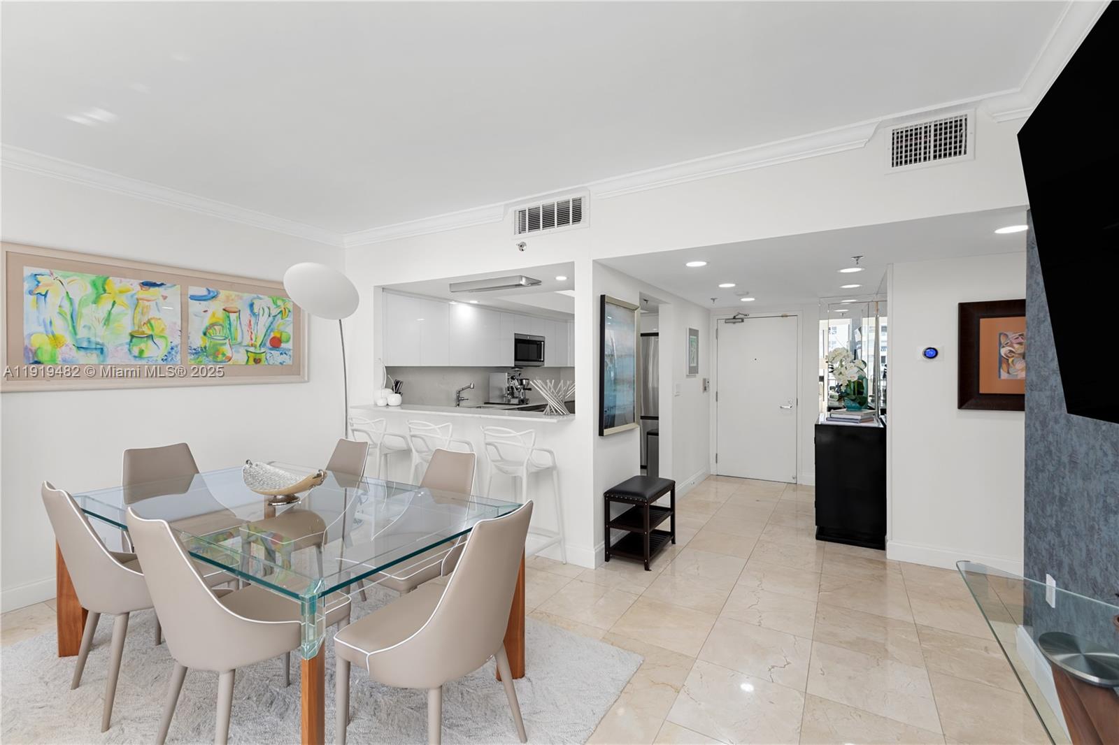 520 Brickell Key Dr #A1207 Miami, FL 33131